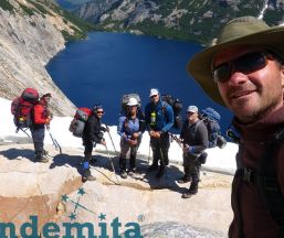 Andemita - Guías de Montaña & Kayak Empresa Andemita - Guías de Montaña & Kayak
